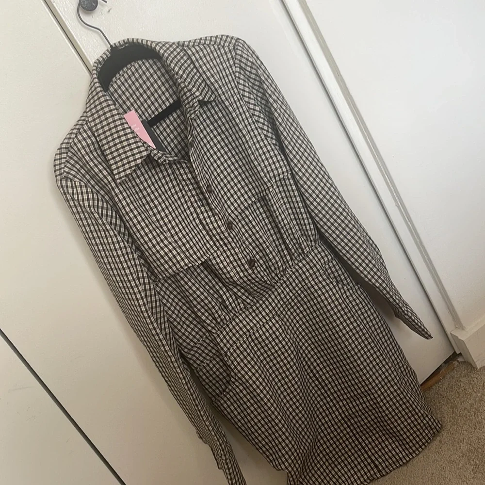 Pretty little thing shirt dress - Picture 2 of 2